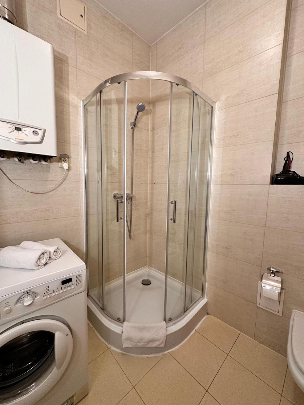 Mikolajska Apartments With Lift Красков Екстериор снимка